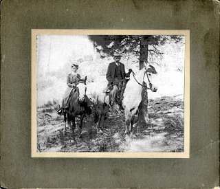 James and Grace Kilgore Wallace.